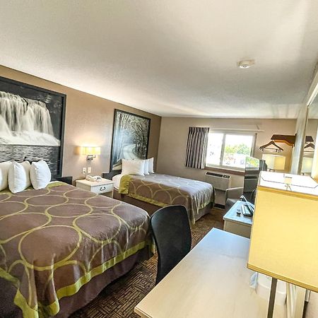 Super 8 By Wyndham Indianapolis Emerson Luaran gambar